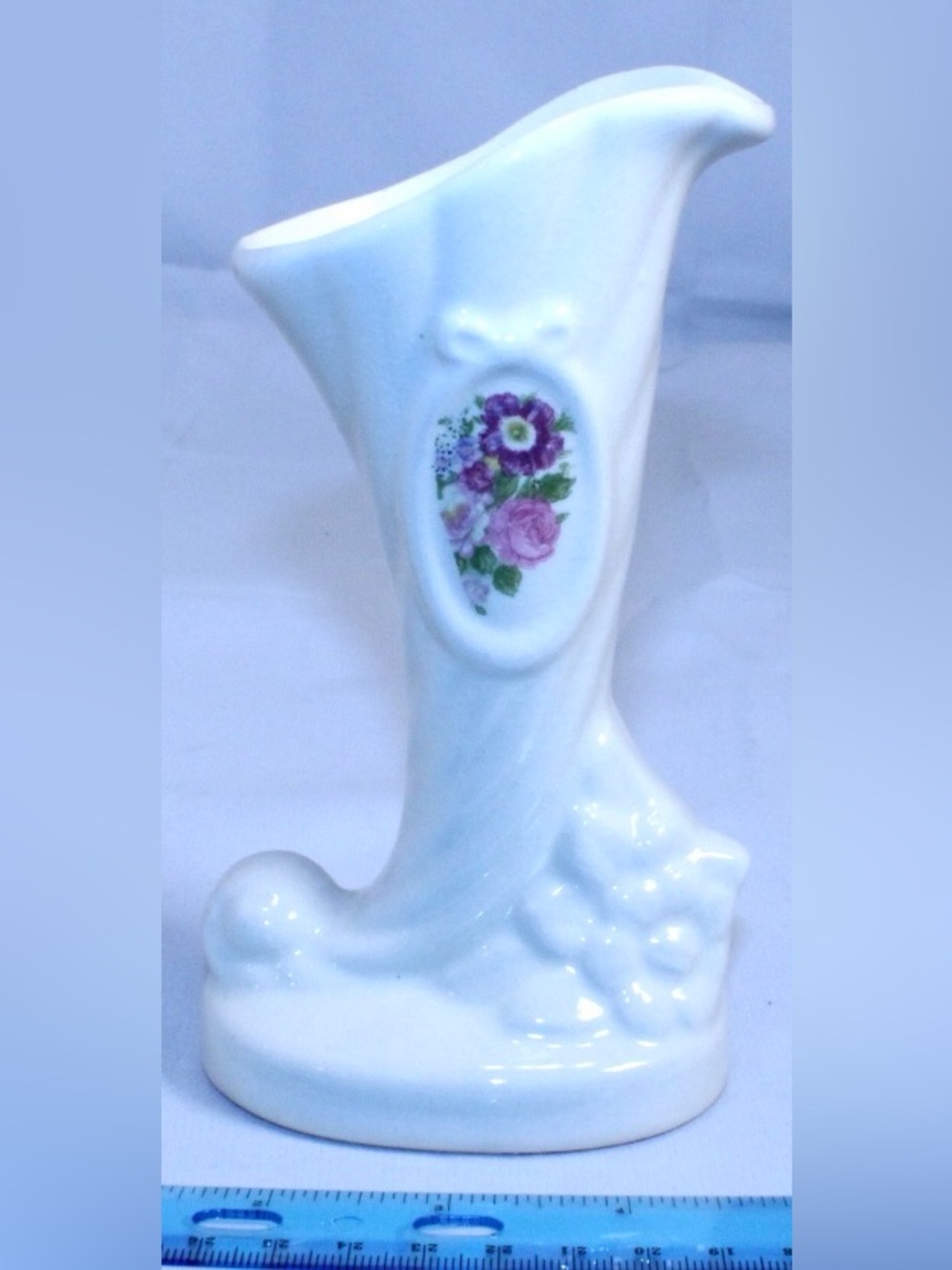 Vintage MCM Porcelain Cornucopia Flower Vase